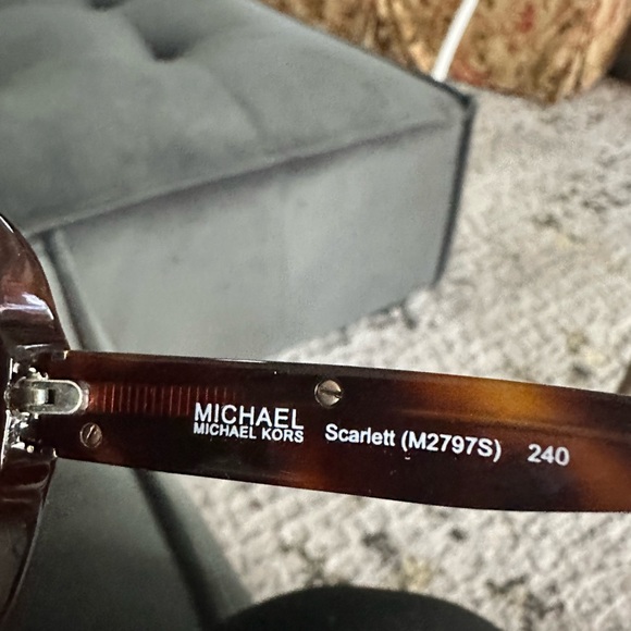 Michael Kors Sunglasses - Picture 8 of 8